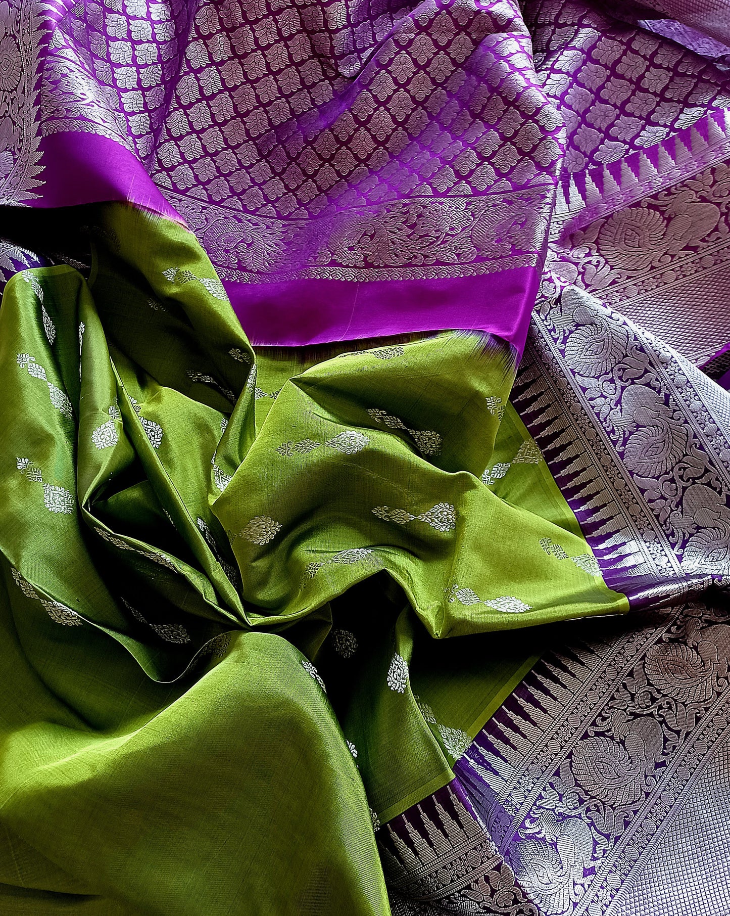 Mehendi Green Silver Zari Motifs with Purple border Venkatagiri Pure Silk saree