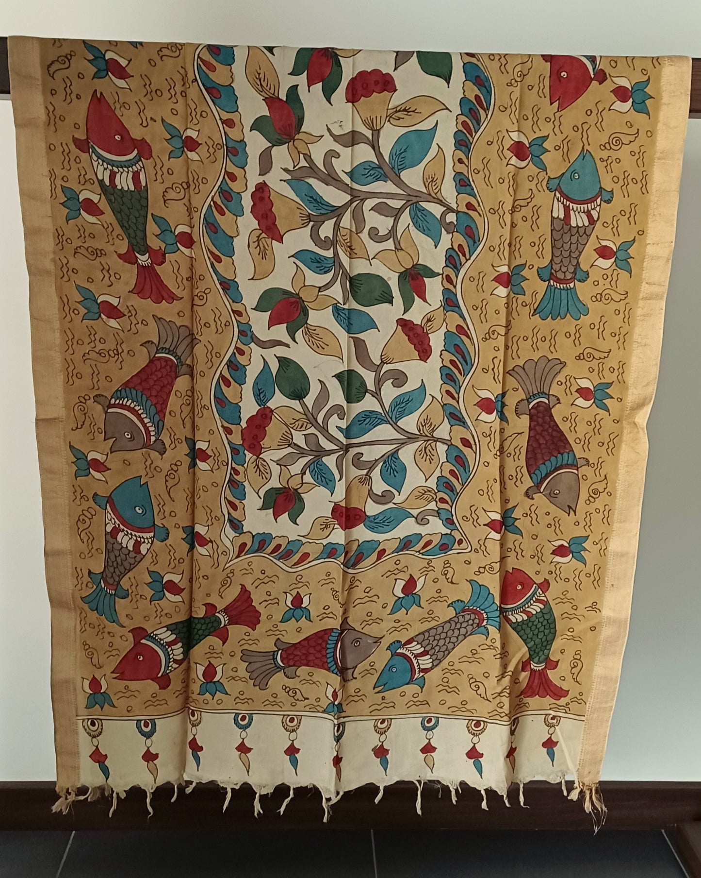 Off-white and beige Srikalahasti Pen Kalamkari Bangalore Silk Handpainted Dupatta