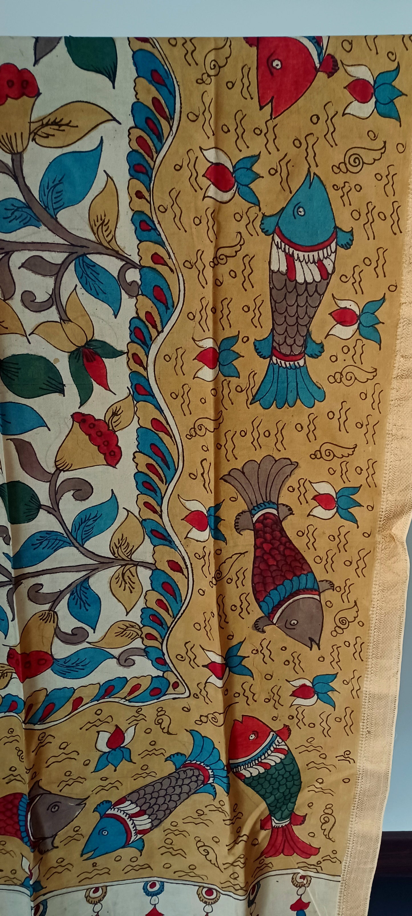 Off-white and beige Srikalahasti Pen Kalamkari Bangalore Silk Handpainted Dupatta