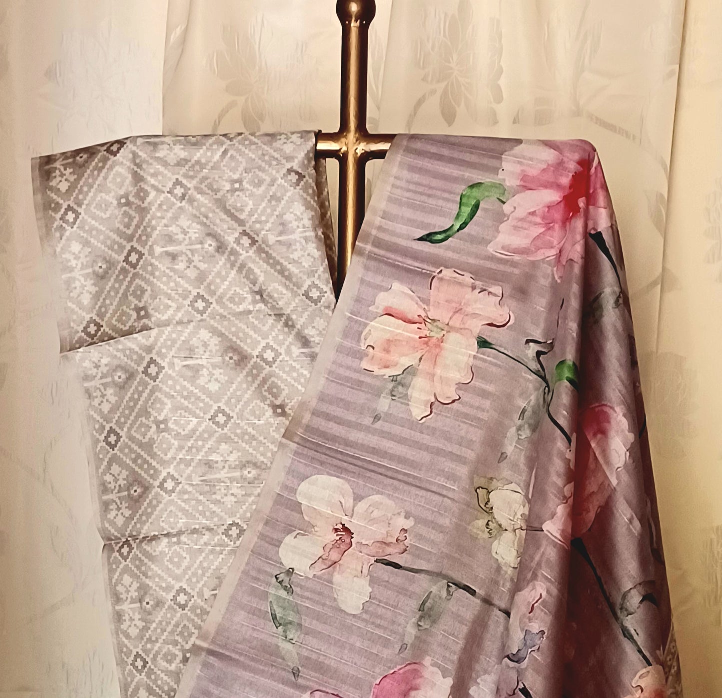 Light Mauve semi Tussar silk saree in digital print