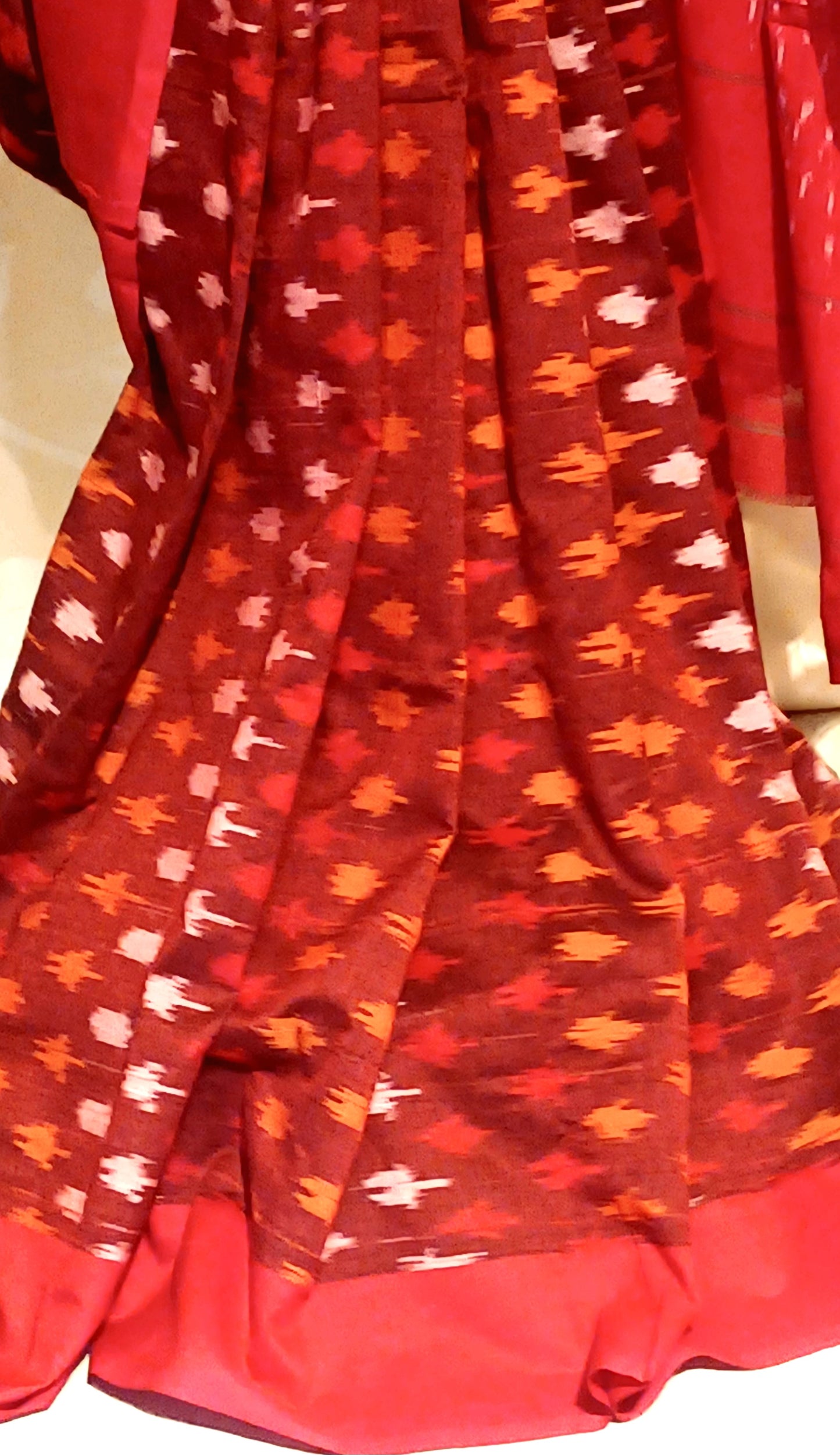 Dark Maroon with red Pochampally Ikkat Tie and Dye Cotton Saree