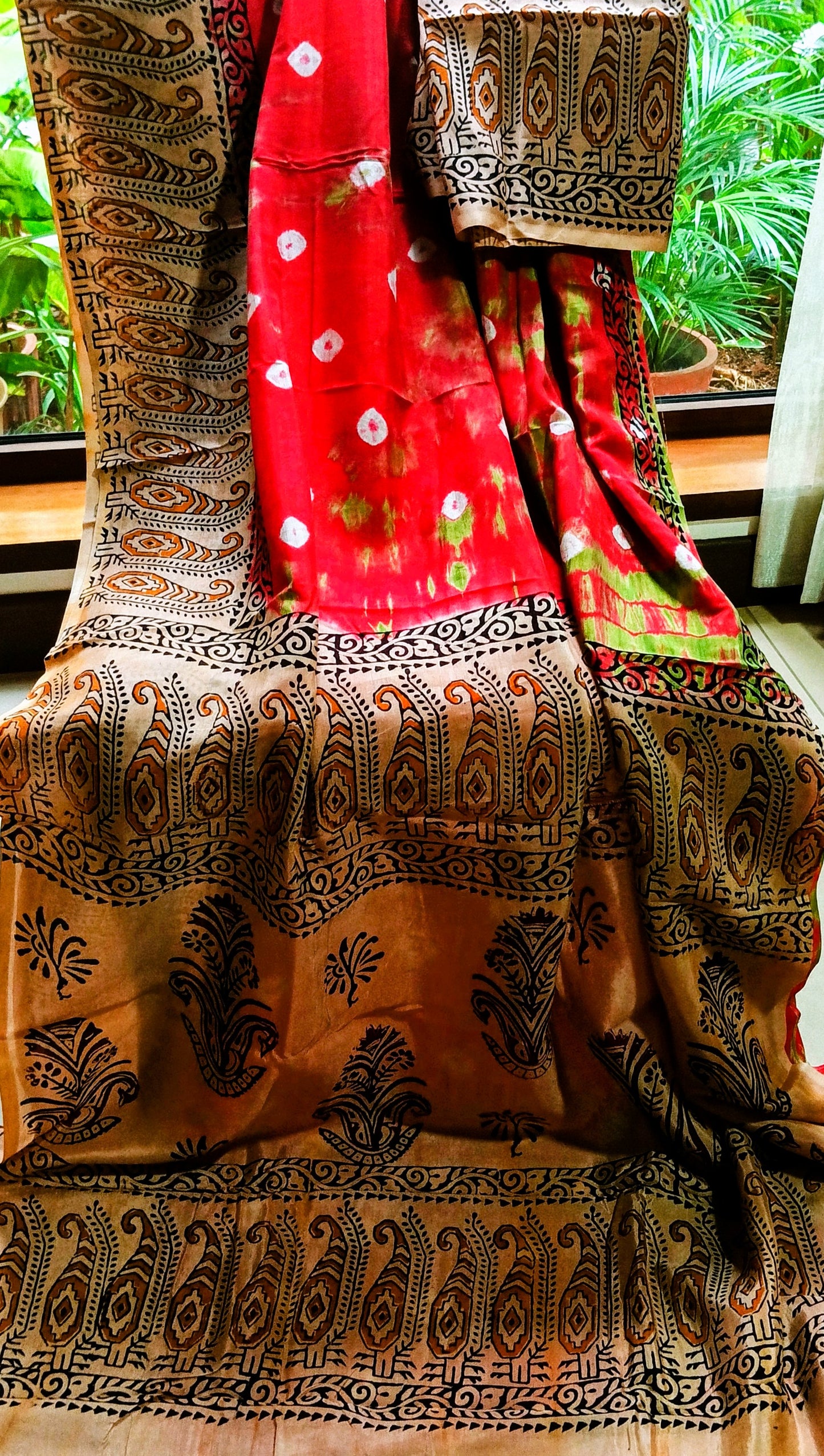 Electric Crimson Handcrafted Chennuri Silk saree with Bandhani and Kalamkari