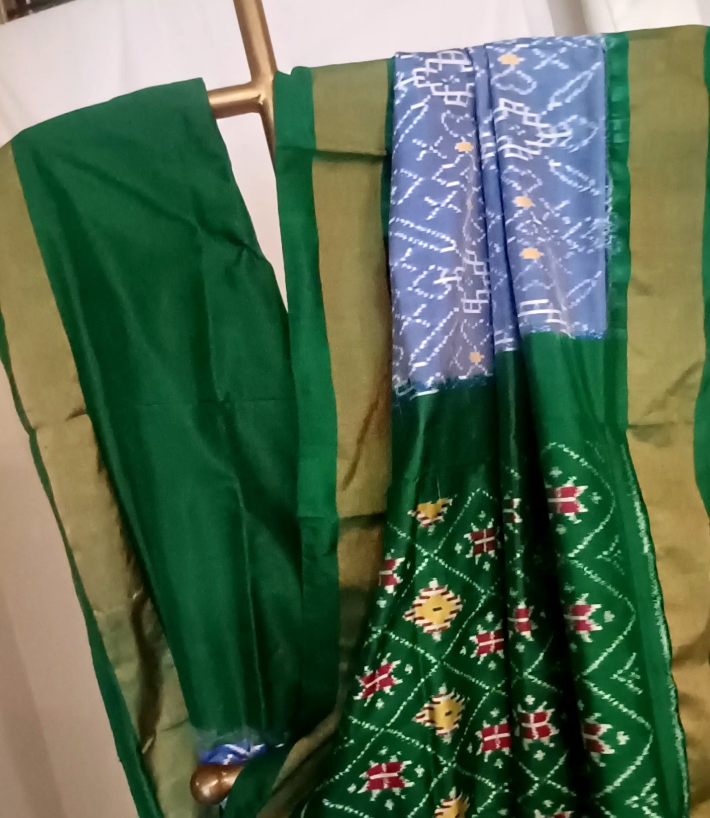Lavendar Blue with Dark Green border Pochampally Ikkat Tie and Dye Pure silk Saree