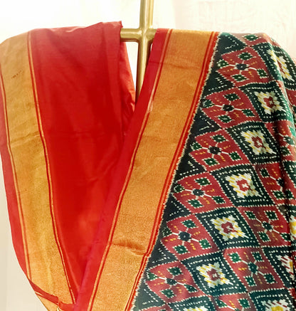 Dark Green with Red border Pochampally Ikkat Tie and Dye Pure silk Saree