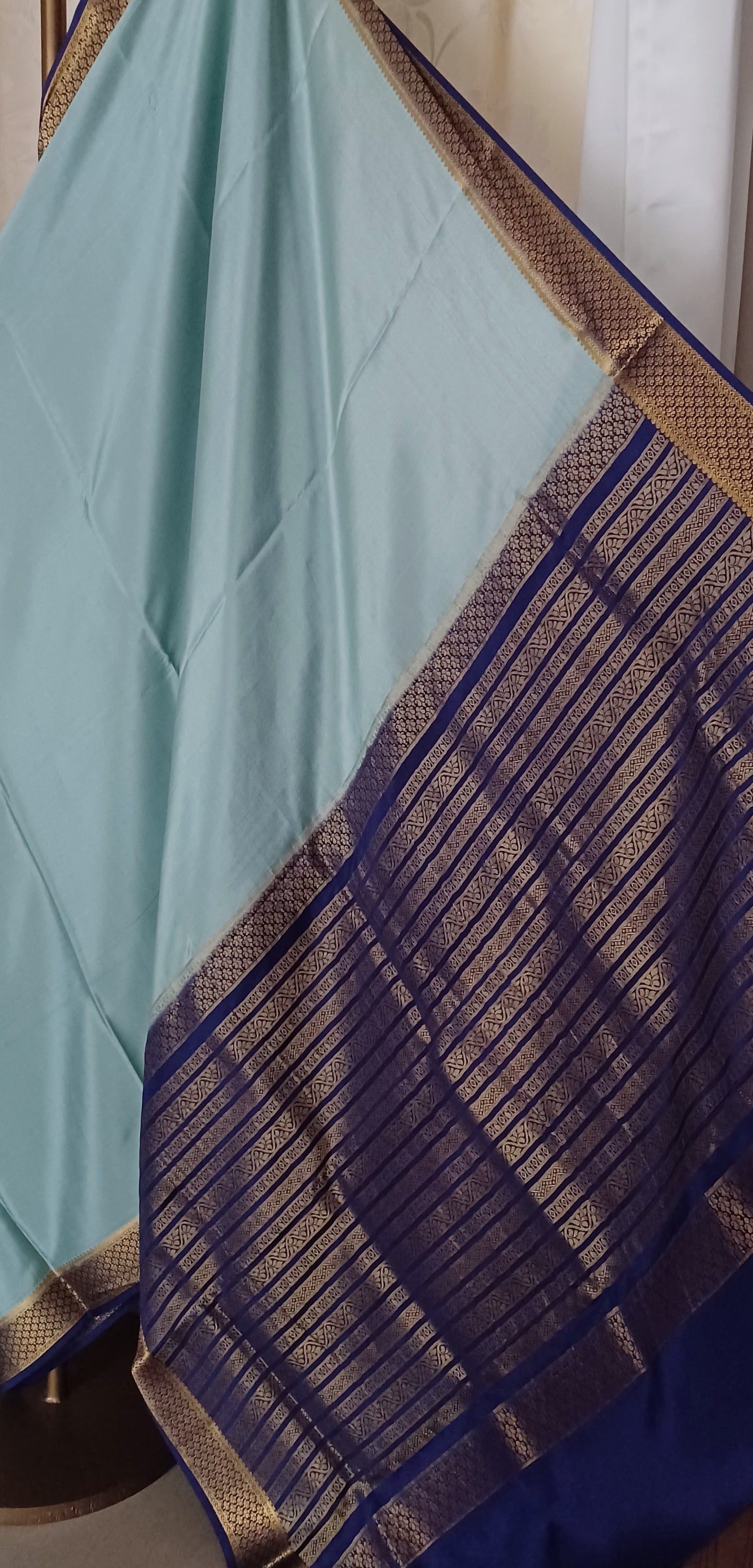 Pale Bluish Grey Pure Silk Mysore Crepe Saree