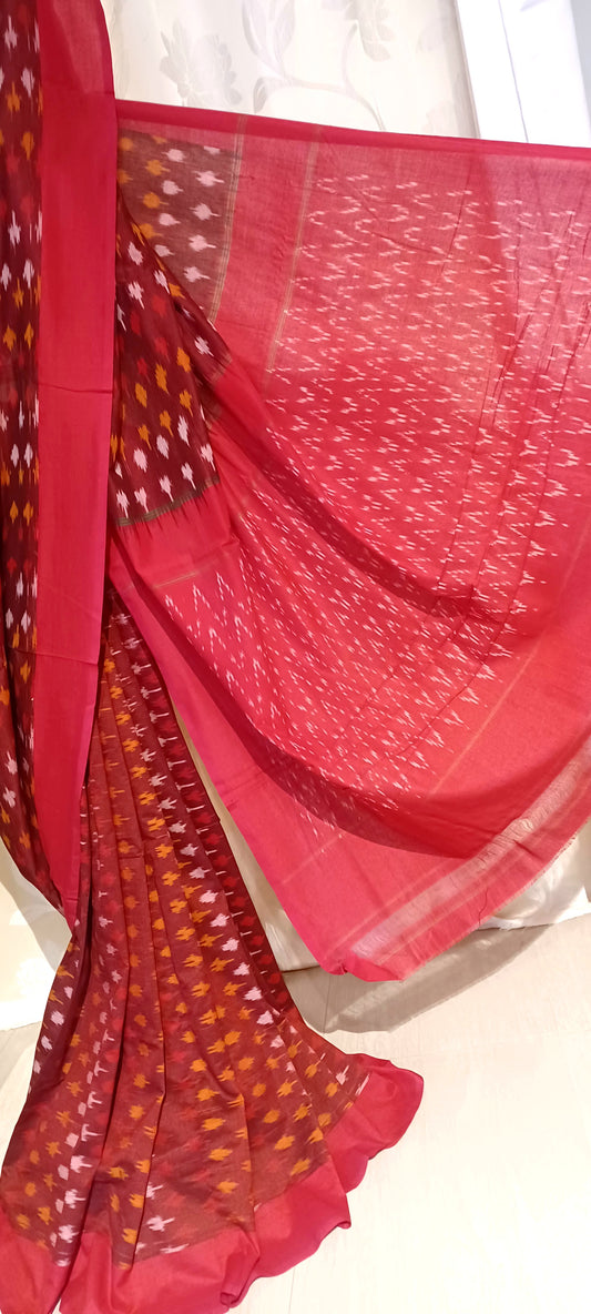 Dark Maroon with red Pochampally Ikkat Tie and Dye Cotton Saree