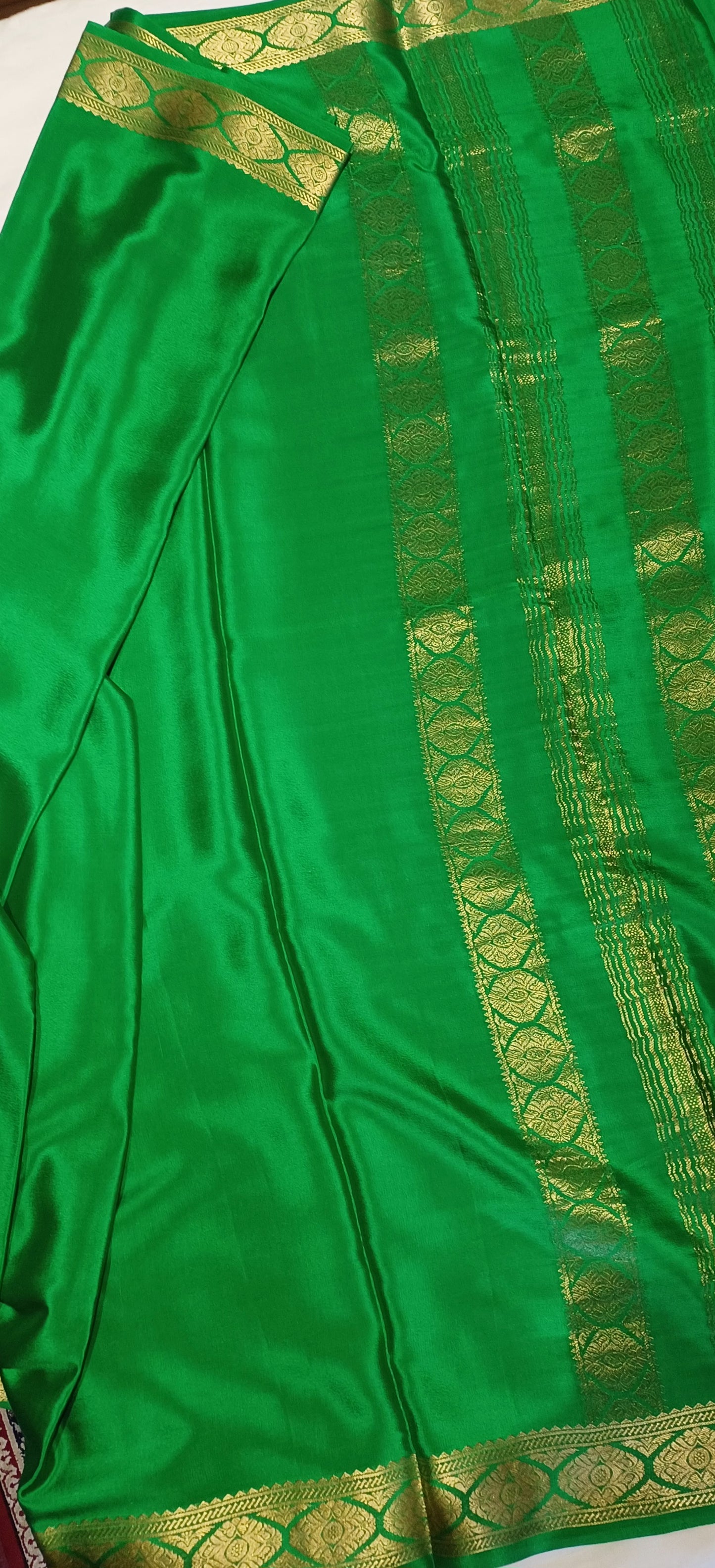 Green Pure Silk Pure Zari Mysore Crepe Saree