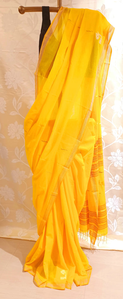 Yellow handwoven bengal cotton Jamdani saree
