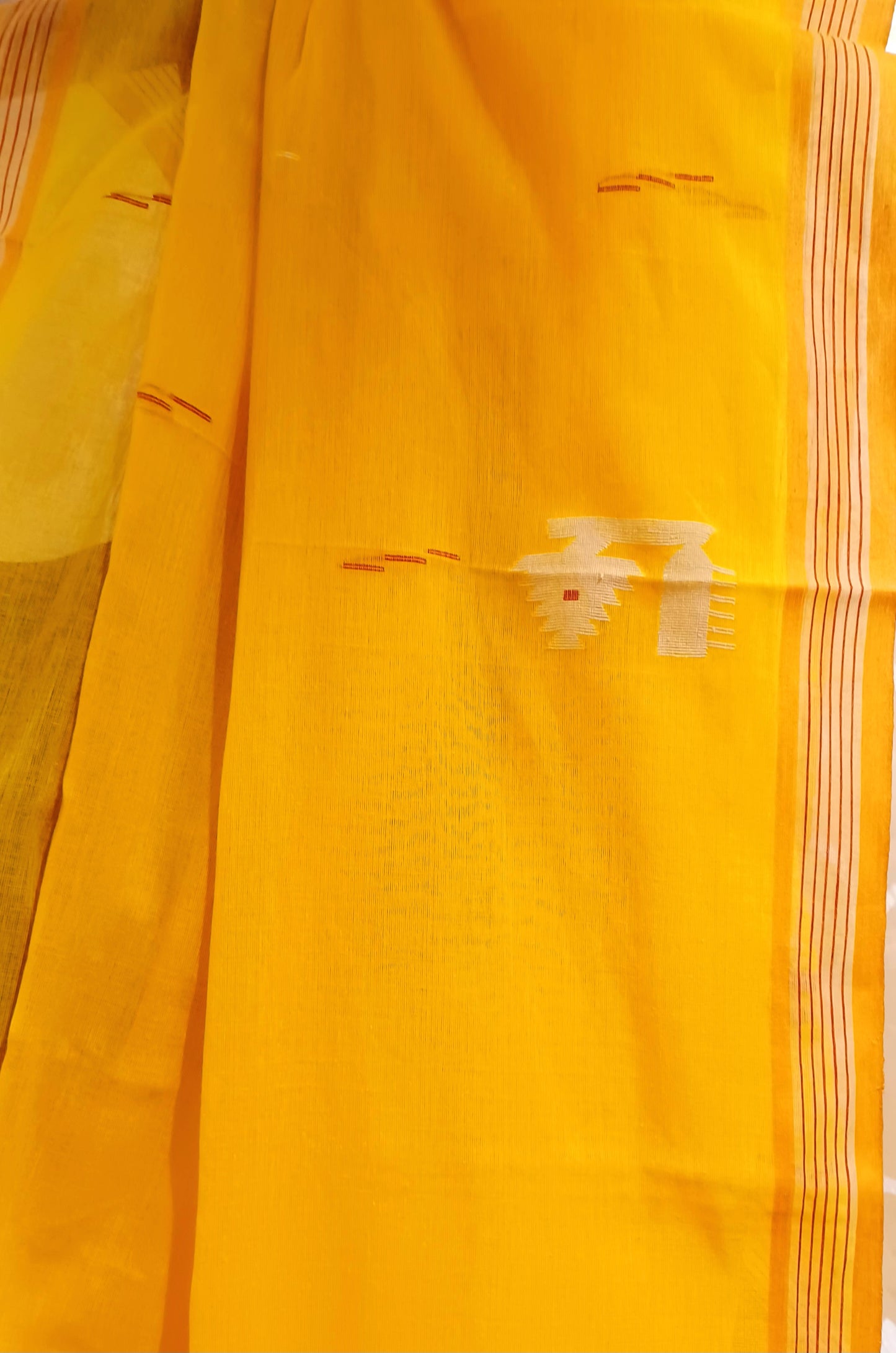 Yellow handwoven bengal cotton Jamdani saree