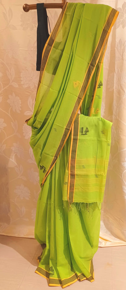 Light Green handwoven bengal cotton Jamdani saree