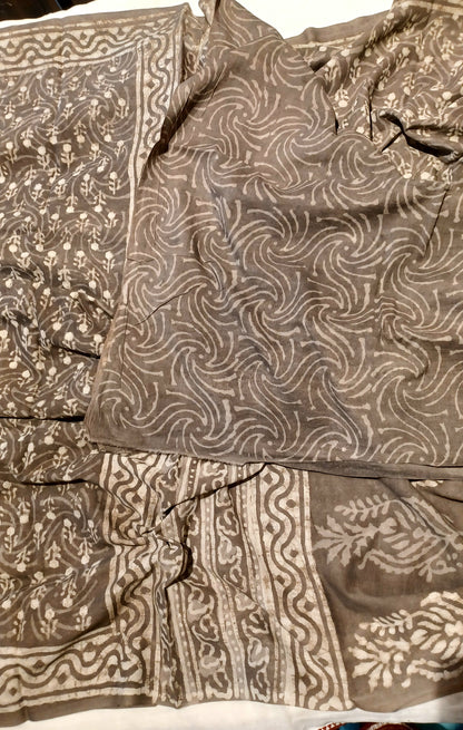 Brownish grey soft cotton dabu handblock print saree blouse