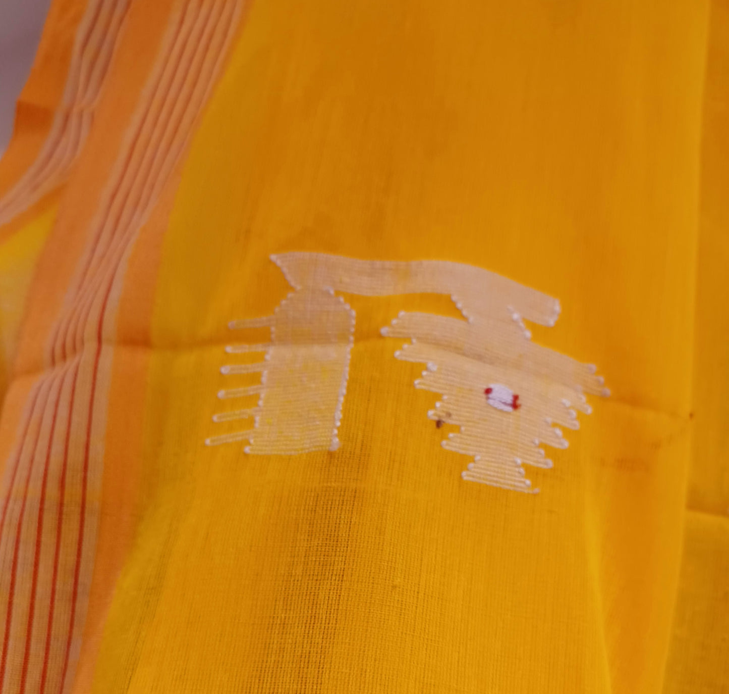 Yellow handwoven bengal cotton Jamdani saree